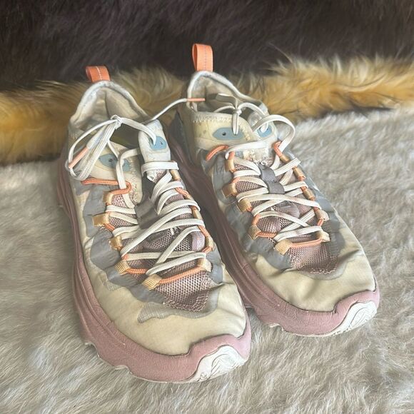 Sorel shoes (2000C) - Picture 1 of 8